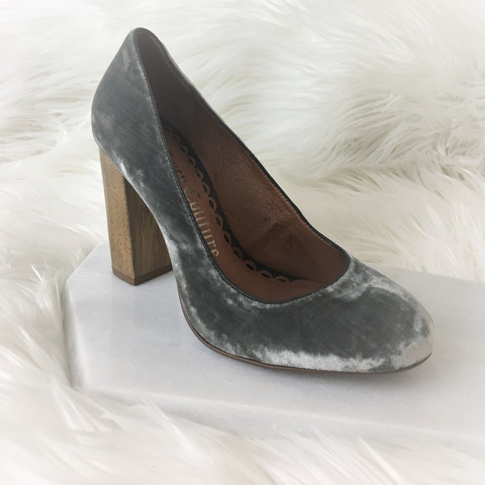 juicy couture ↗ rosa velvet heels